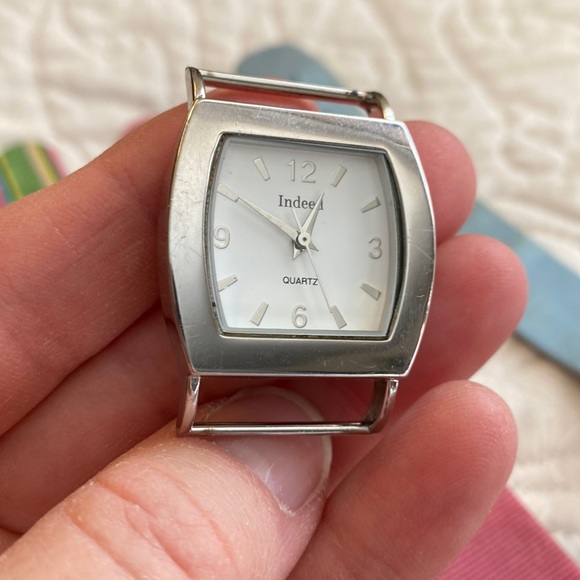 INDEED quartz watch with interchangeable bands. Ultimate preppy accessory! - Picture 6 of 11